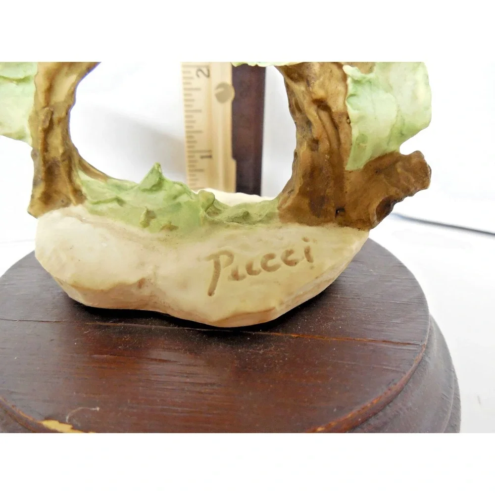 Vintage White Courtship Doves Figurine Statue Signed PUCCI 4.75 in tall